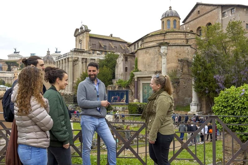Rome: Roman Forum Myths and Legends Private Guided Tour - Best times to go: 9am style beats later swarms