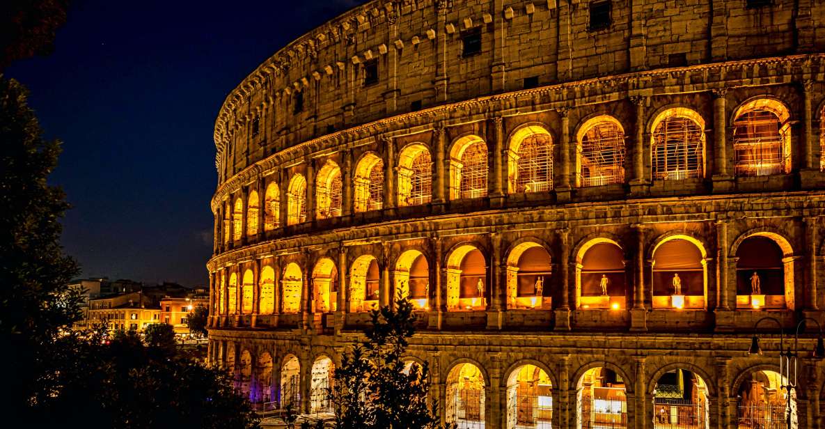Rome: Small-Group Night Tour with Pizza and Gelato - Roman Forum and the Colosseum after dark: quick context, great photos