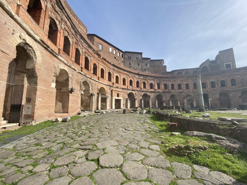 Rome: Trajan Markets Experience with Multimedia Video - Fori Imperiali Museum: amphorae and artifacts that make trade tangible