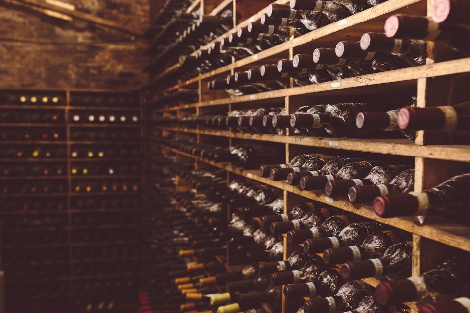 Rome: Twilight Trastevere Food Tour with Wine Tasting - Wine in the Spirito di Vino cellar: the 150-years-before-Colosseum wow factor