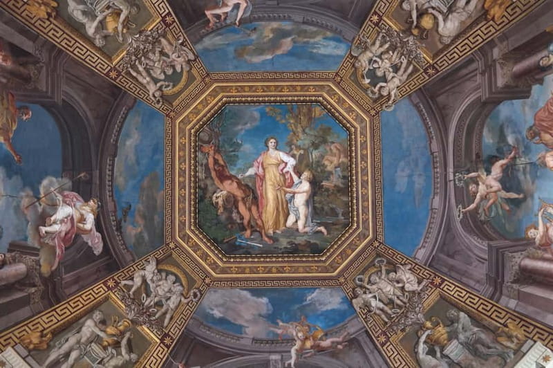 Rome: Vatican Museums & Sistine Chapel Skip-the-Line Tour - Raphael, Michelangelo, and the art you can actually spot