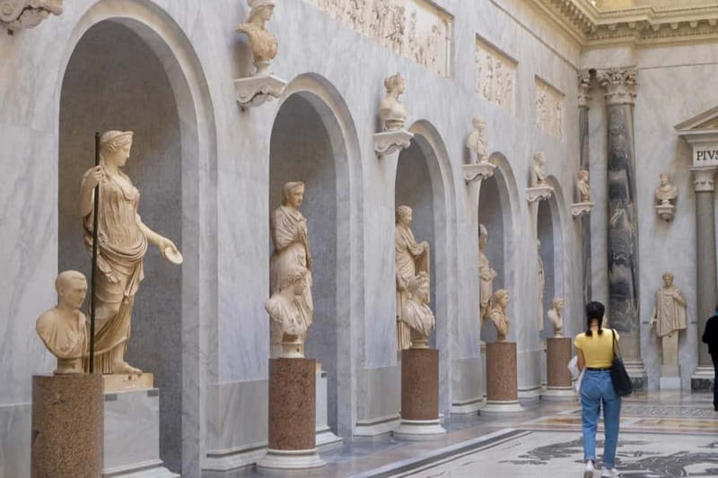 Rome: Vatican Museums & Sistine Chapel Skip-the-Line Tour - Headsets, pacing, and listening in a crowd