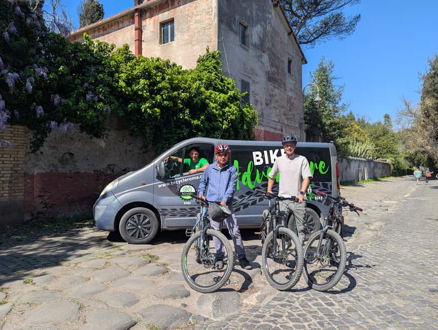 Rome:Appian Way E-bike Tour, Catacombs, Aqueducts & Transfer - Guides: where the experience gets personal (and faster than you expect)