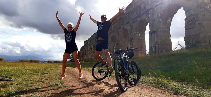 Rome:Appian Way E-bike Tour, Catacombs, Aqueducts & Transfer - Ending with Aventine Hill and back to Viale Aventino