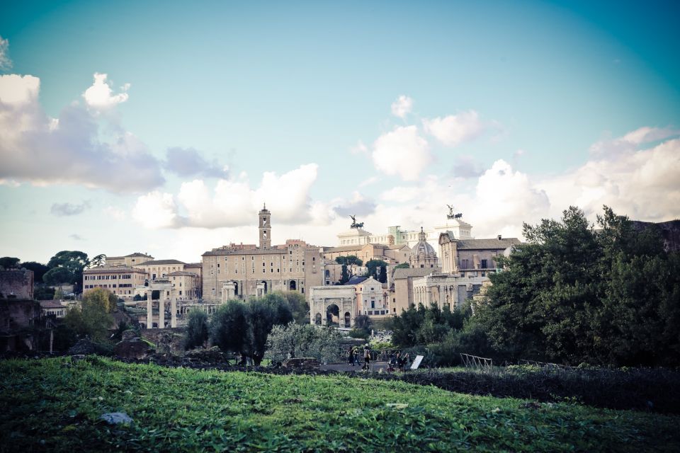 Small-group Colosseum, Forum and Palatine Guided Tour - Palatine Hill: Myth, Imperial Power, and Big City Views